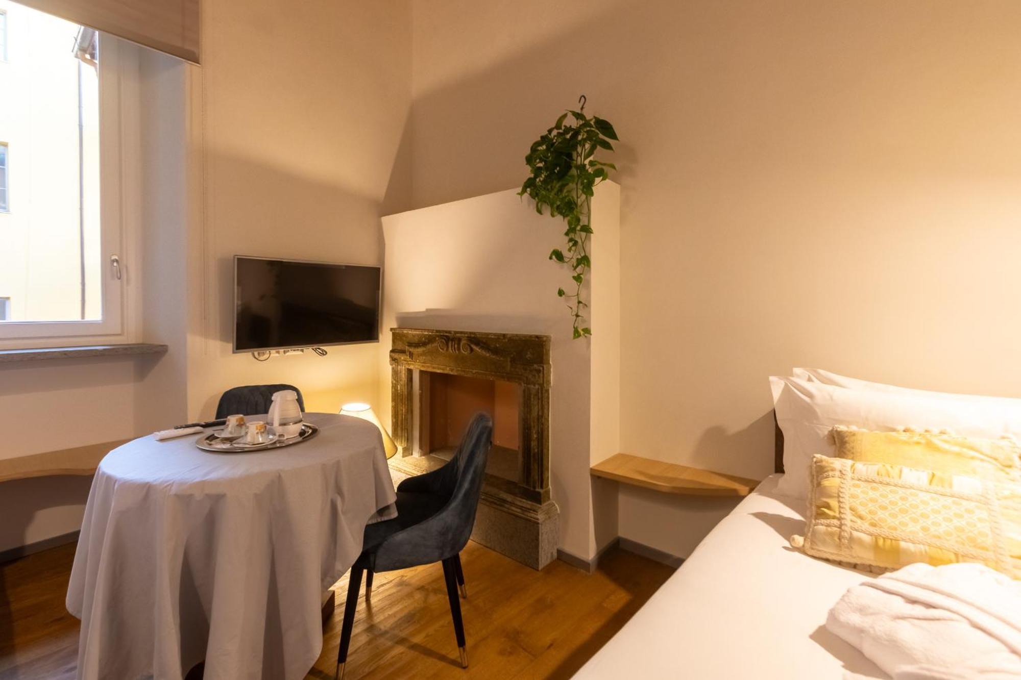 Fontana Di Trevi Roma Luxury Suite المظهر الخارجي الصورة
