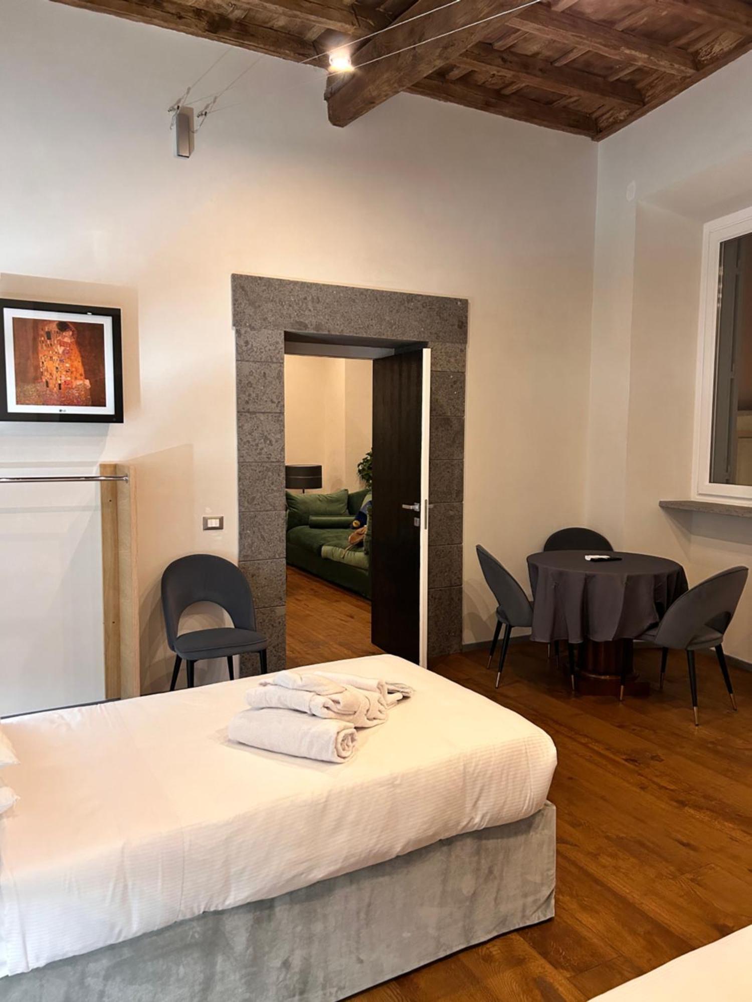 Fontana Di Trevi Roma Luxury Suite المظهر الخارجي الصورة