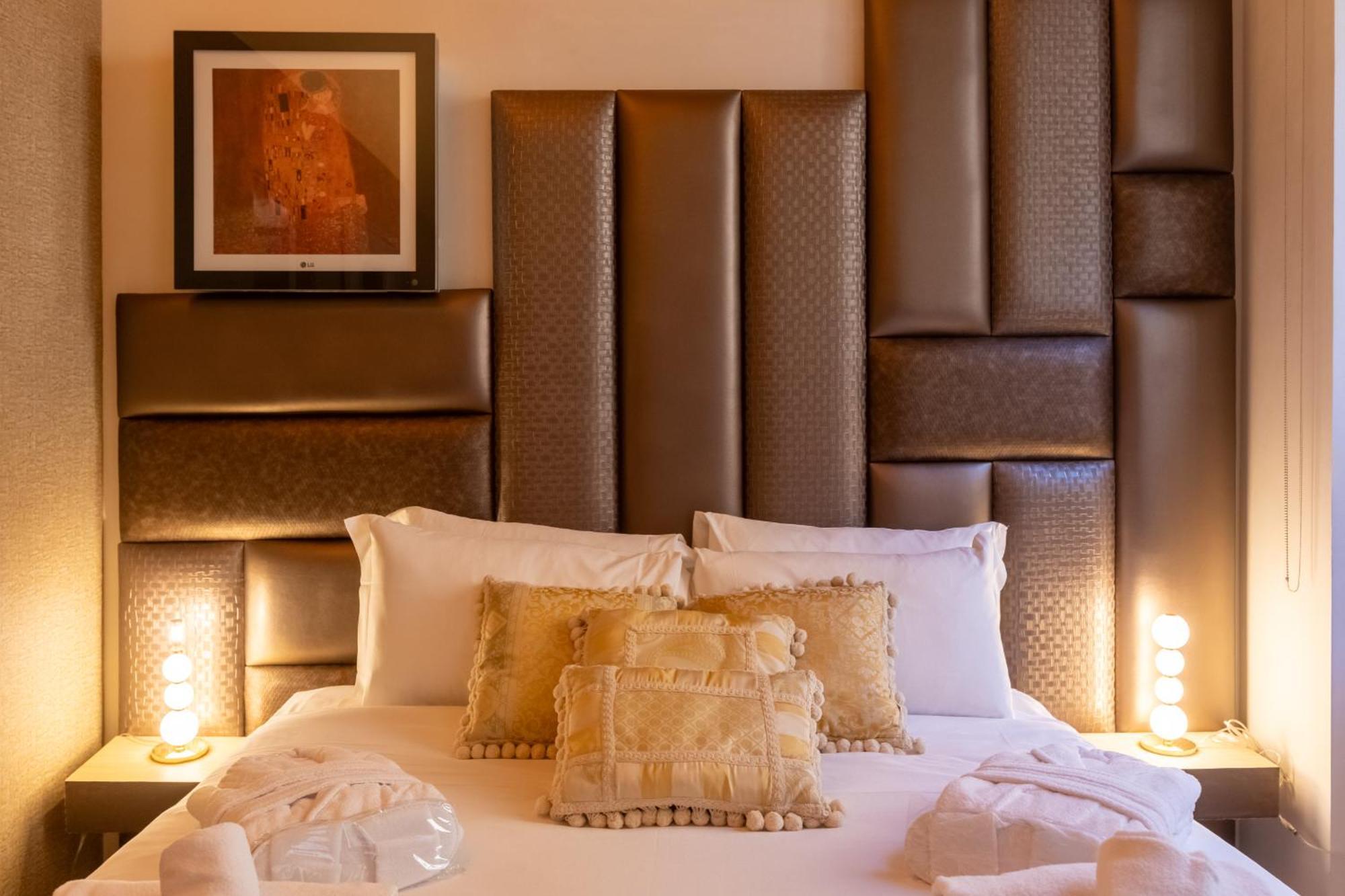 Fontana Di Trevi Roma Luxury Suite المظهر الخارجي الصورة